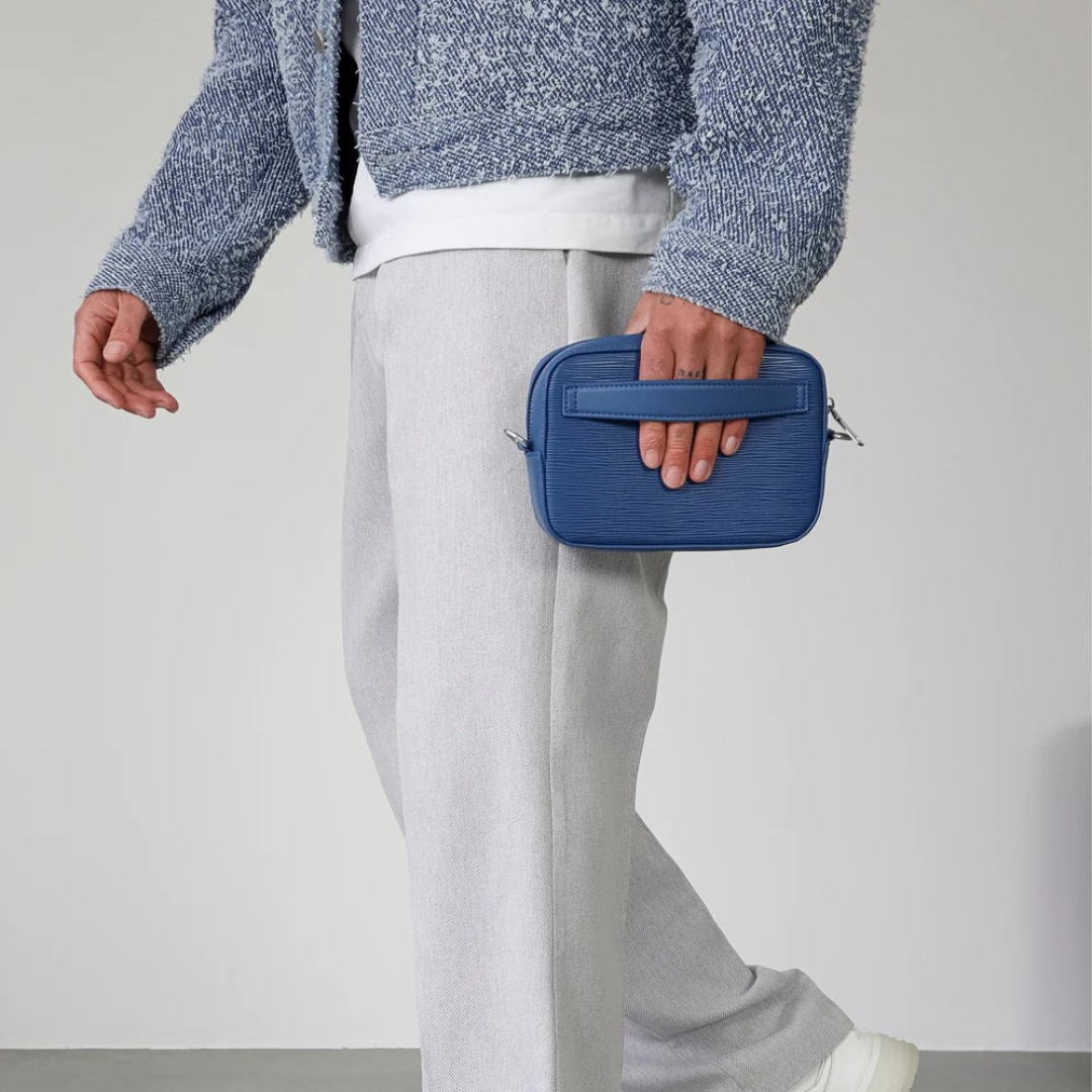 Bolso bandolera de cuero sintético con bolsillo frontal para hombre