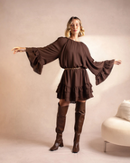 Vestido corto con volantes