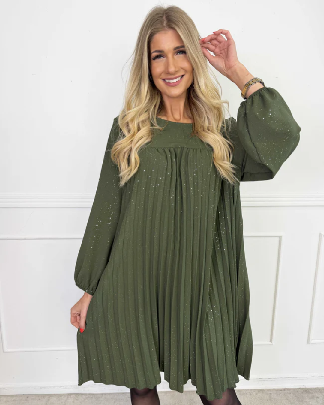 Vestido plisado con brillo®