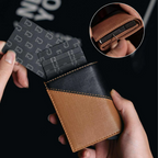 Cartera con protección RFID y expulsor automático de tarjetas®