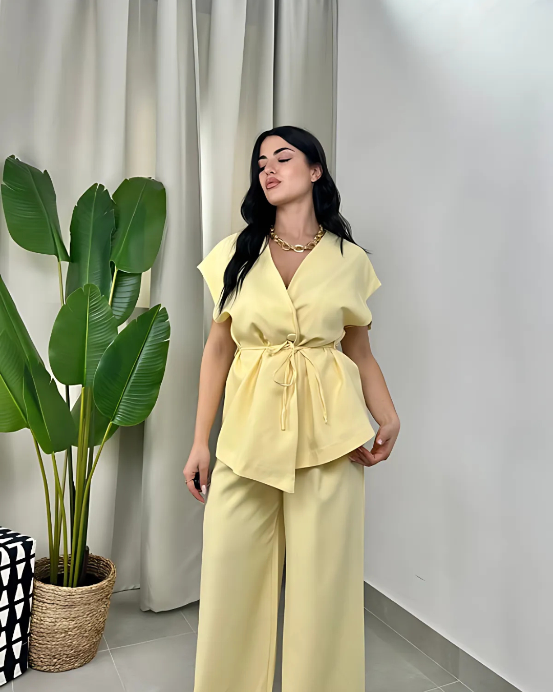 Pantalón y Camisa de Tacto Suave con Ajuste Cómodo y Estilizado