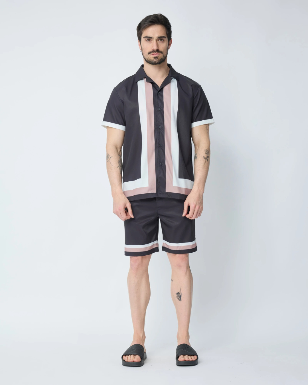 Conjunto de camisa y short para hombre