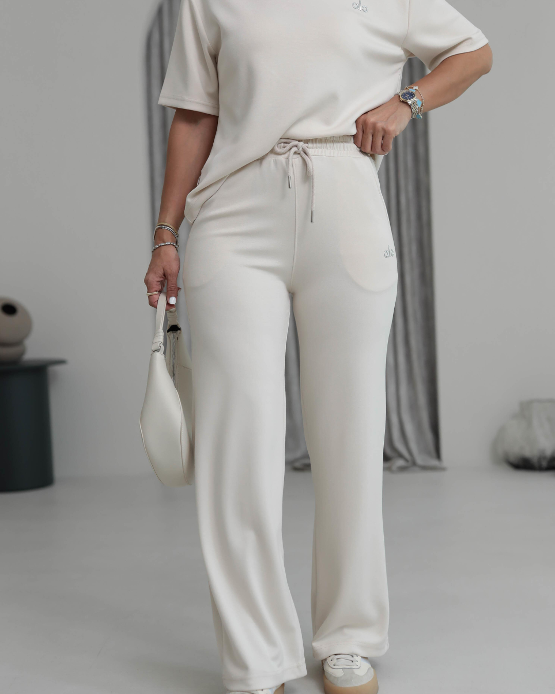 Conjunto feminino com estilo minimalista®