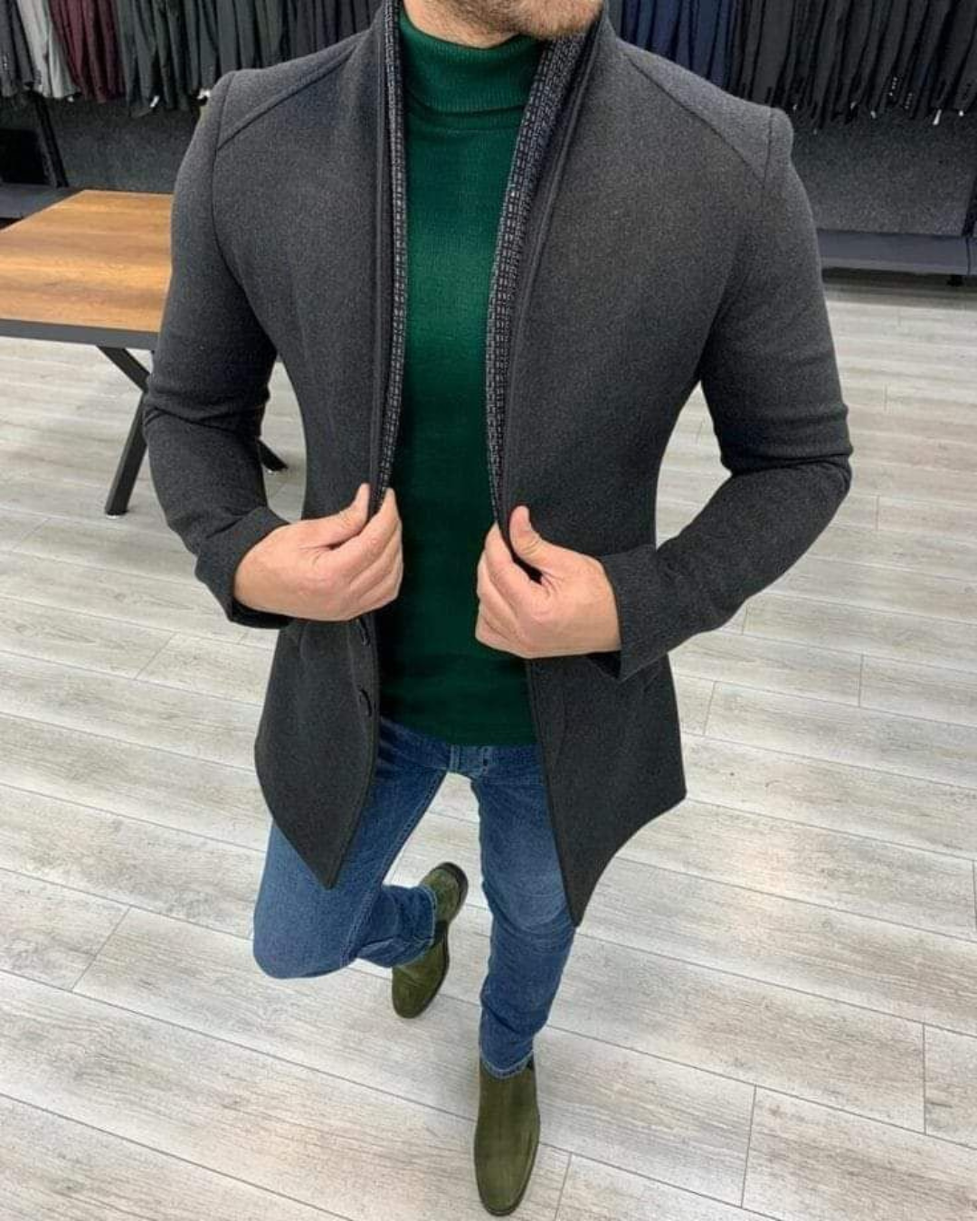Chaqueta con un diseño moderno y un acabado elegante para hombre.
