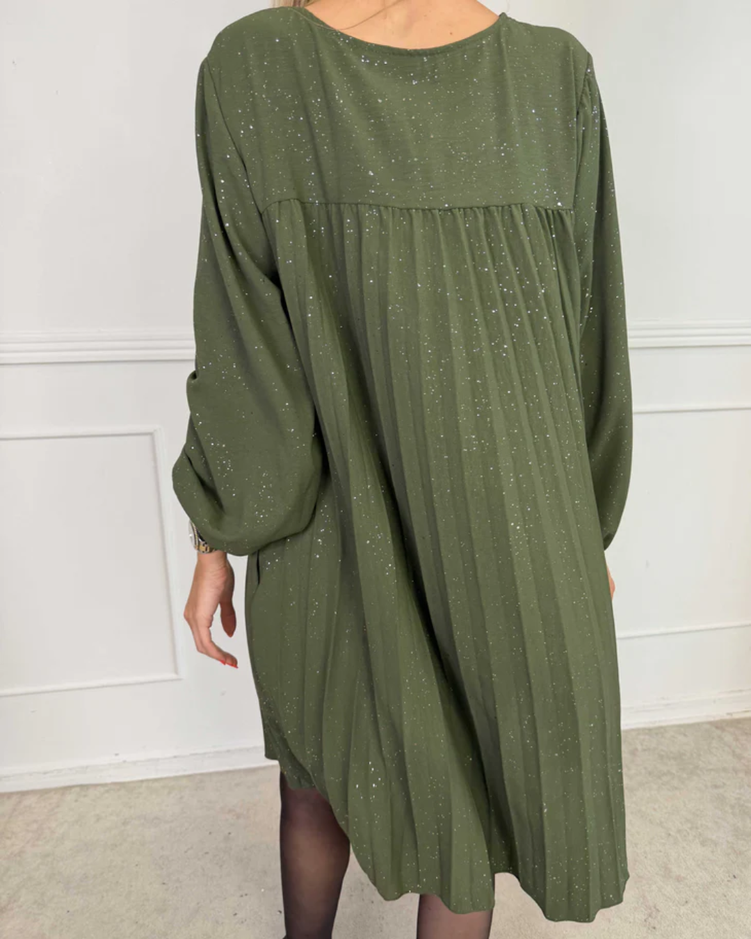Vestido plisado con brillo®