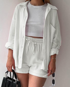 Conjunto de camisa de manga larga y short corto de cintura alta