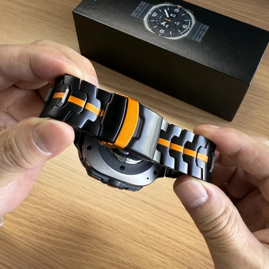 Reloj Deportivo con Correa de Acero Futurista y Funcional®