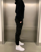 Pantalón cargo jogger elástico de estilo urbano para hombre