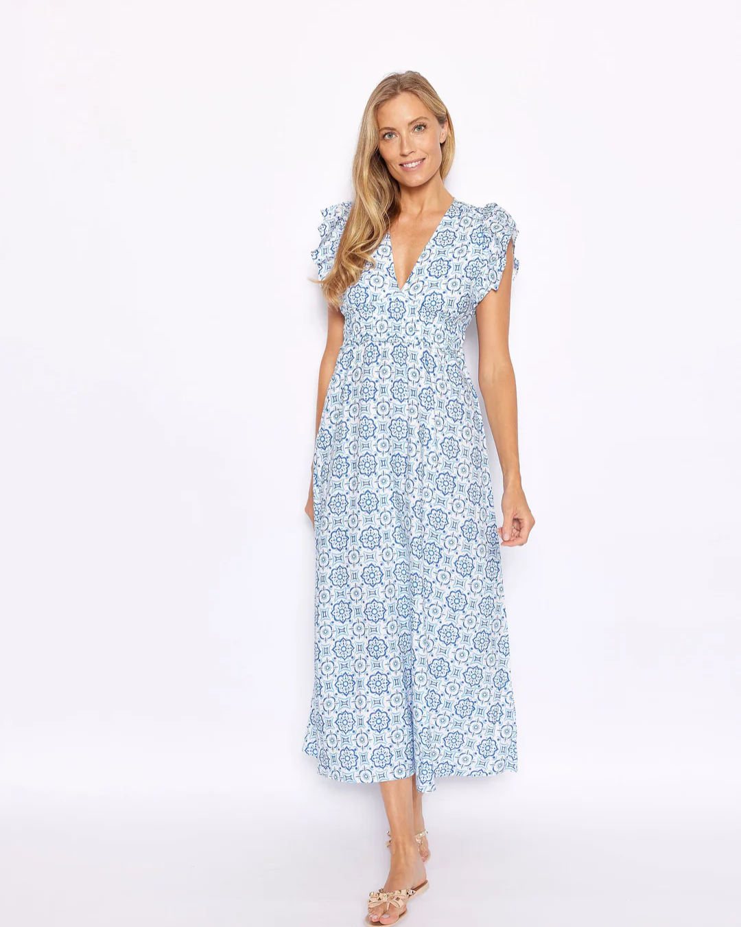 Vestido con Estampados Geométricos que Realza tu Silueta con Estilo Natural