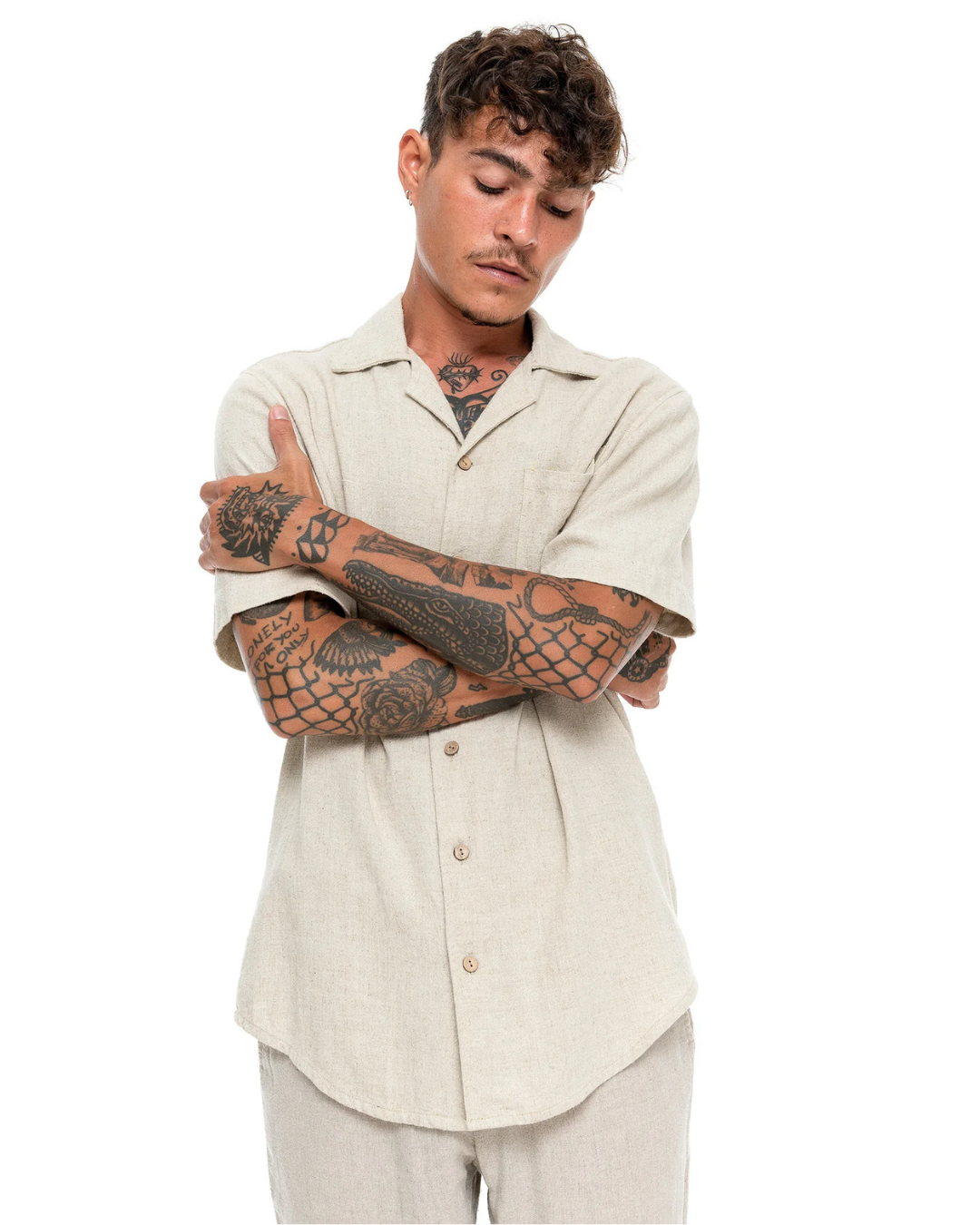 Camisa de Manga Corta para Hombre con Bolsillo Frontal y Tejido de Lino