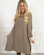 Vestido plisado con brillo®