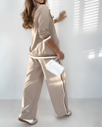 Conjunto Elegante de Blazer y Pantalón Palazzo en Beige Estilo Sofisticado y Moderno®