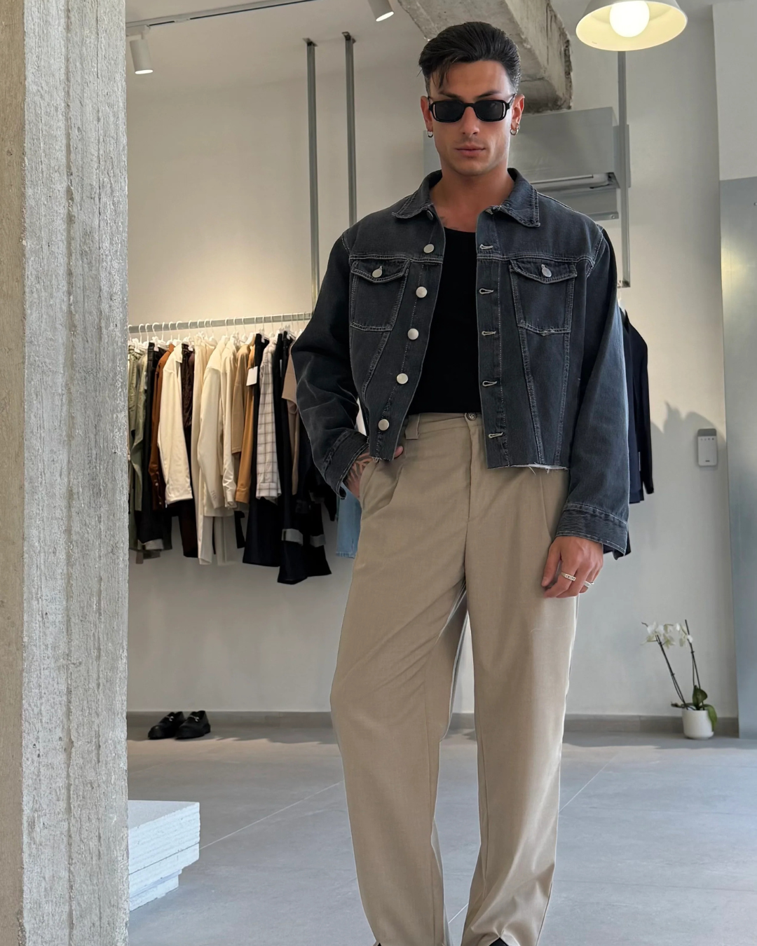 Chaqueta Vaquera Recortada de Estilo Urbano