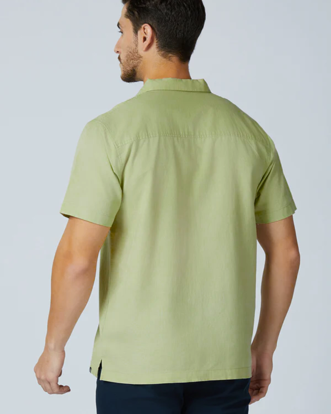 Camisa de manga corta para hombre