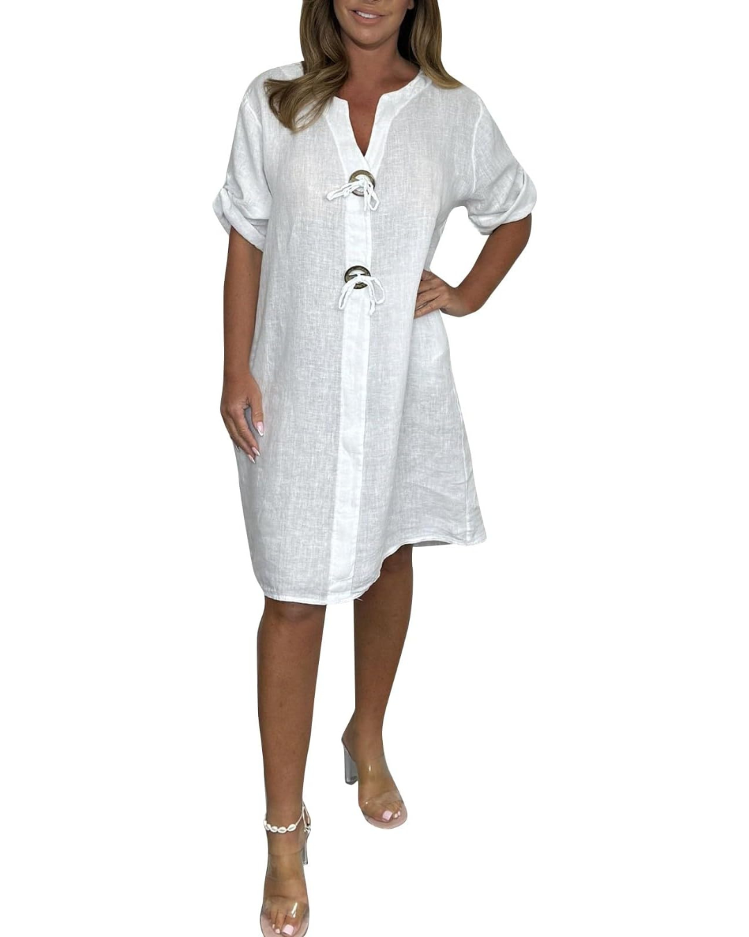 Vestido de lino con mangas largas y elegantes botones