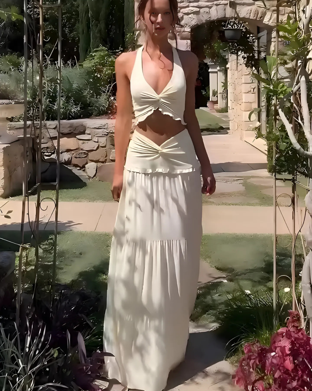 Conjunto con cuello halter de escote en V y falda larga para mujer