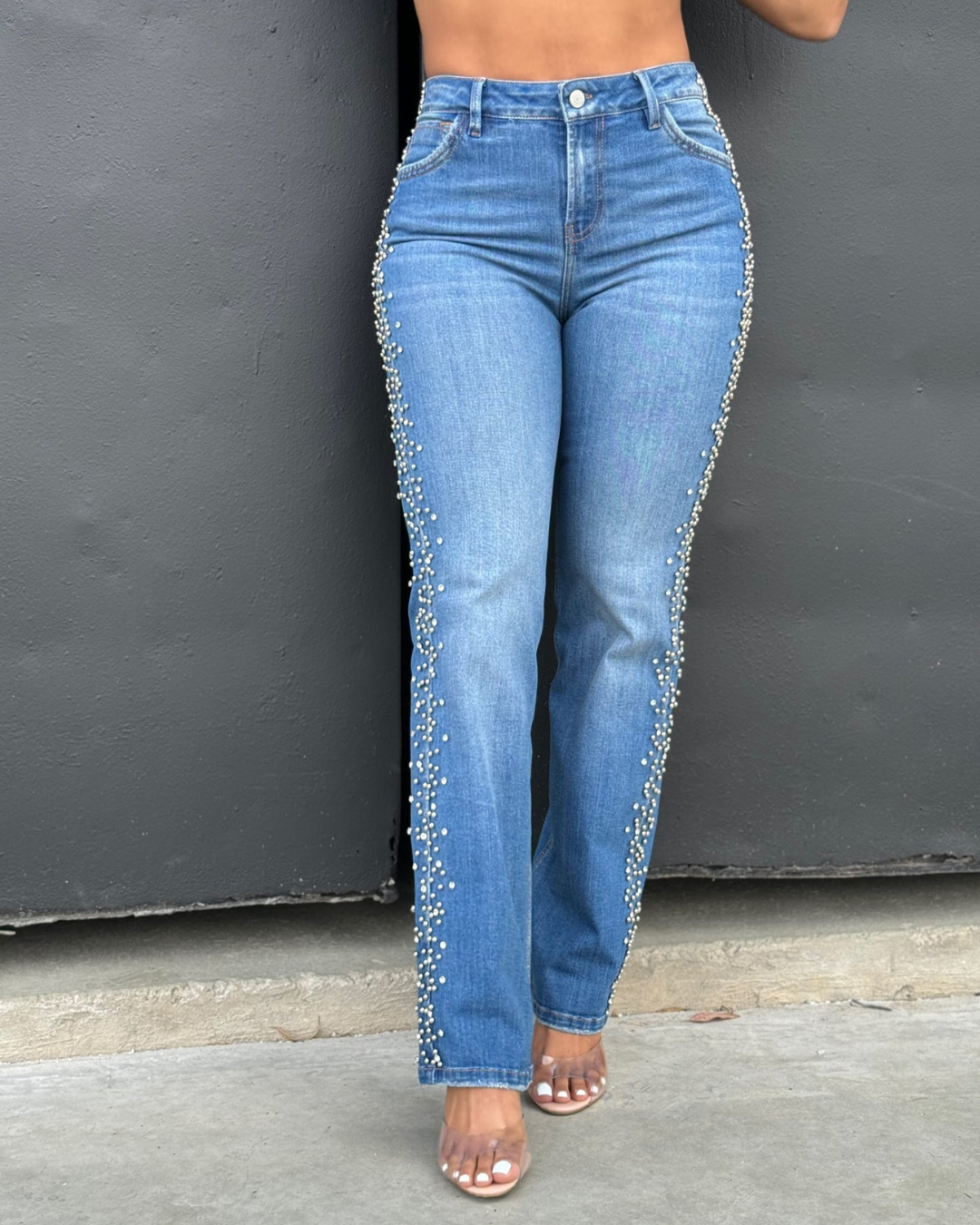 Pantalón Recto con Perlas y Cristales a los Lados®