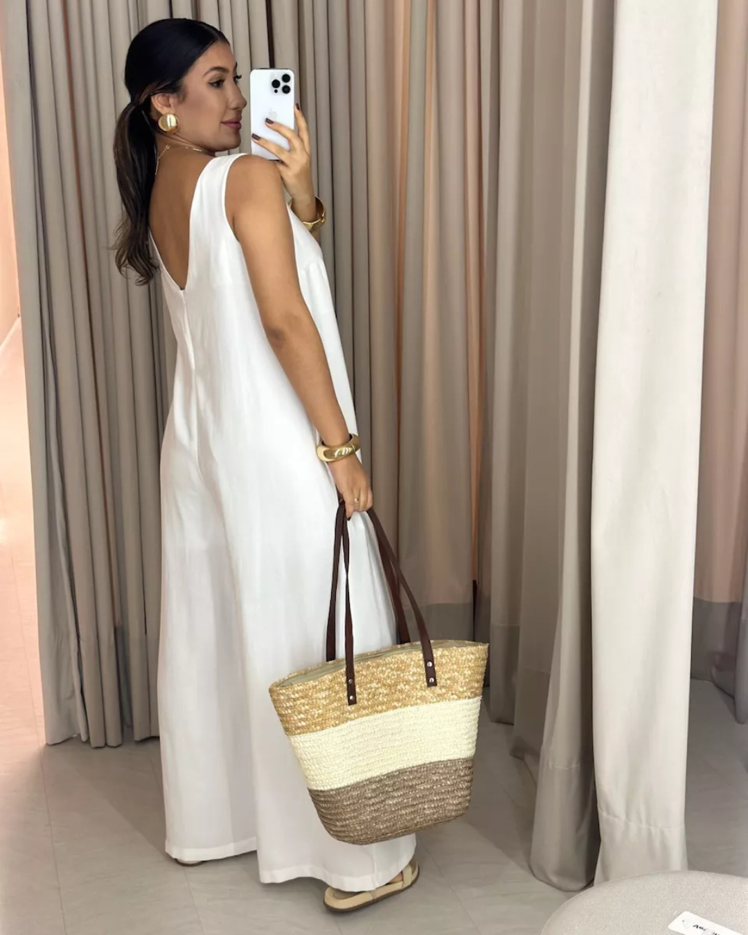 Conjunto Casual de Mujer con Cuello en V en Color Liso