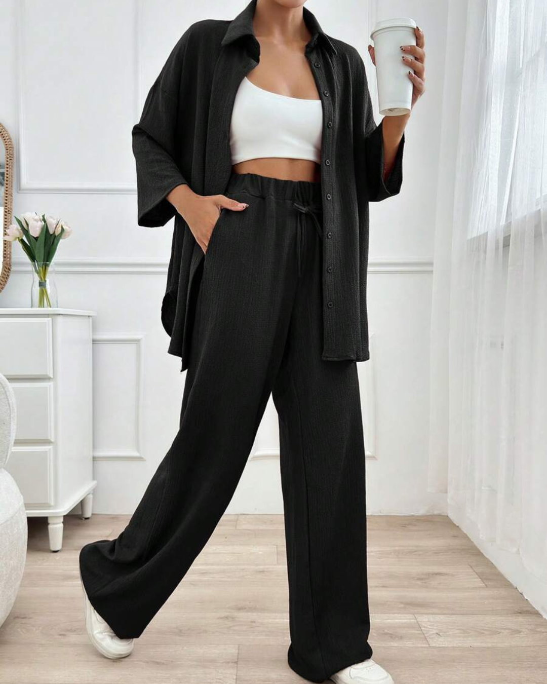 Conjunto de Camisa con Botones y Pantalón Ancho con Cintura Ajustada