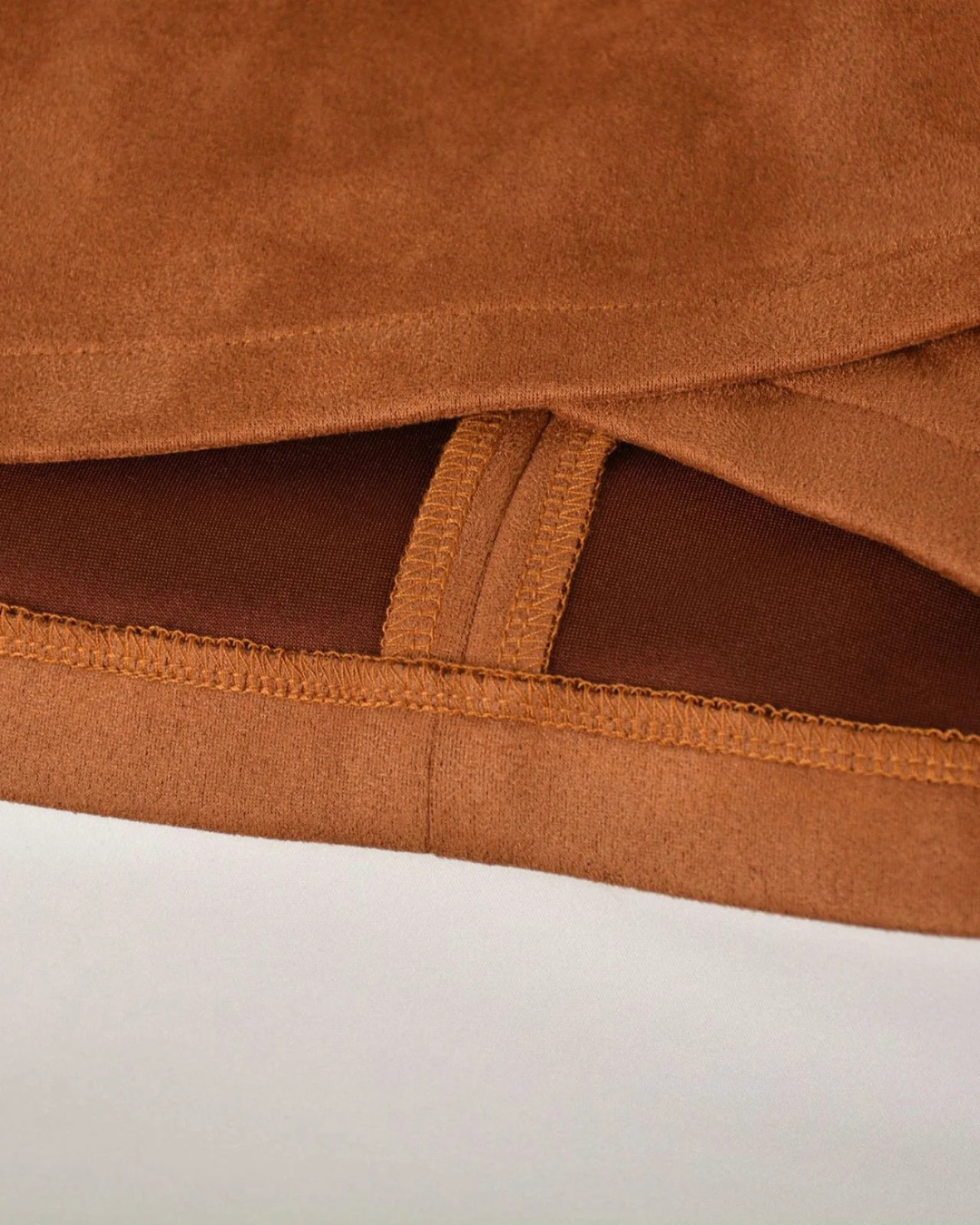 Mini Falda Casual de Ante®