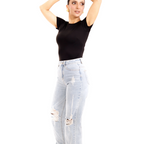 Jeans de Mujer Tiro Alto Corte Recto y Toque Retro