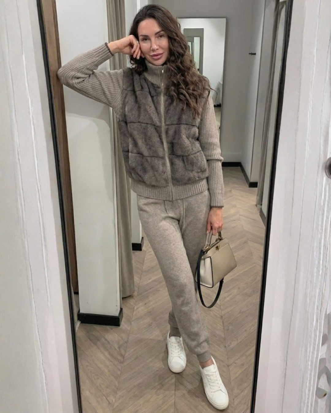 Conjunto Casual de Chaqueta y Pantalón con Detalles de Felpa para Mujer