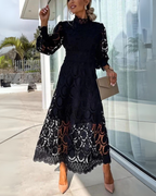 Vestido Largo de Encajes con Maga Estilo Farol